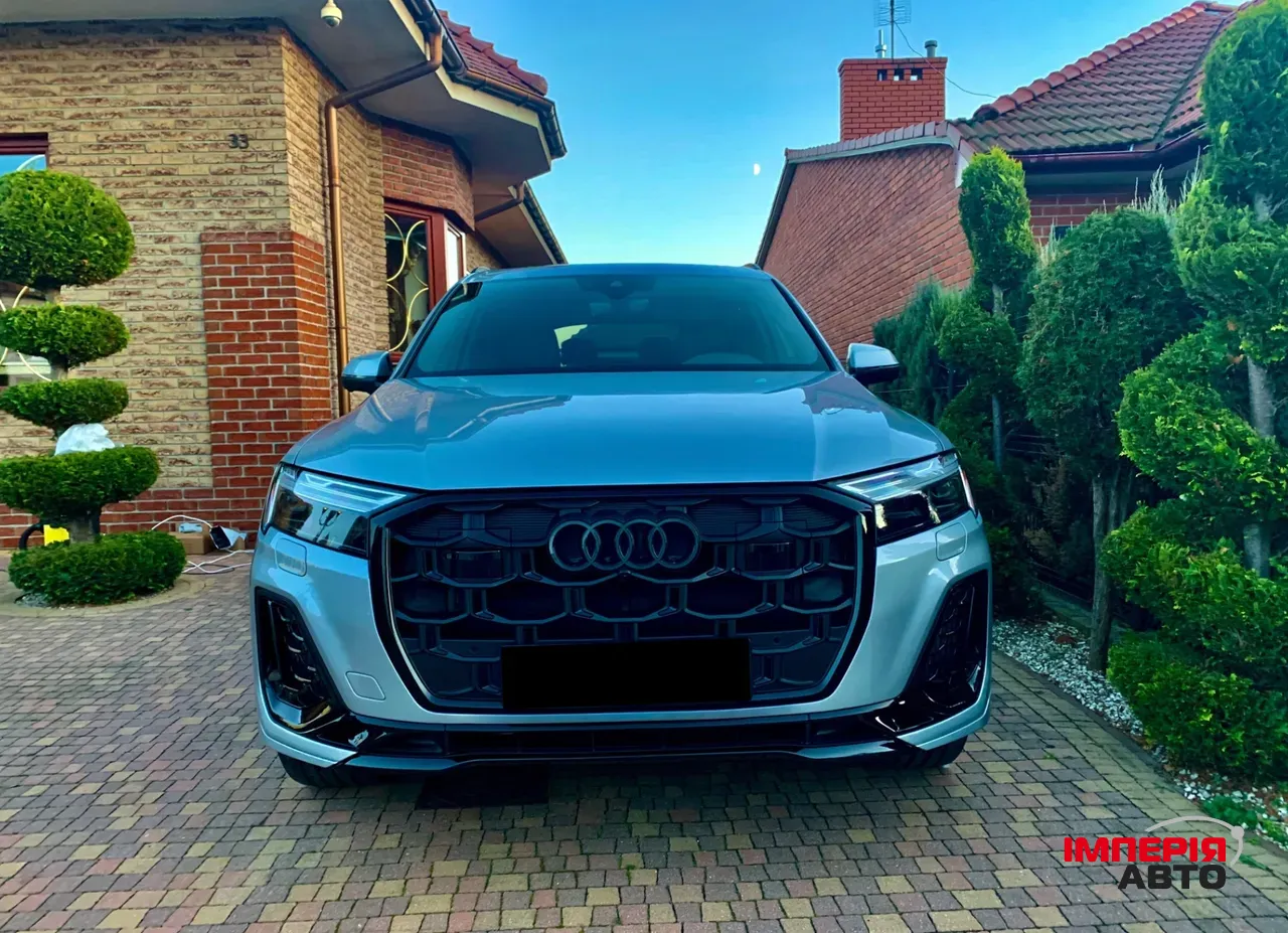 Audi Q7 - фото 4