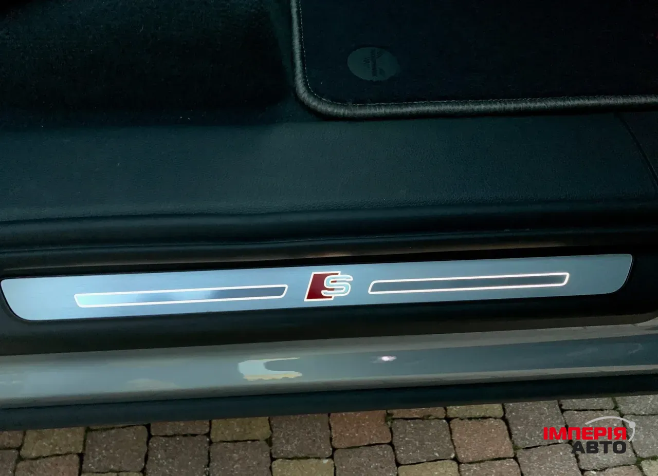 Audi Q7 - фото 35