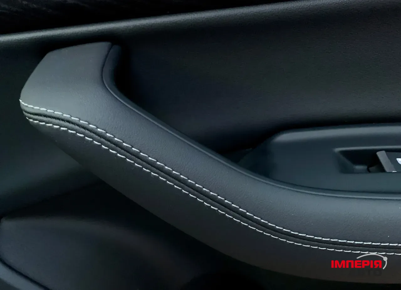 Audi Q7 - фото 24