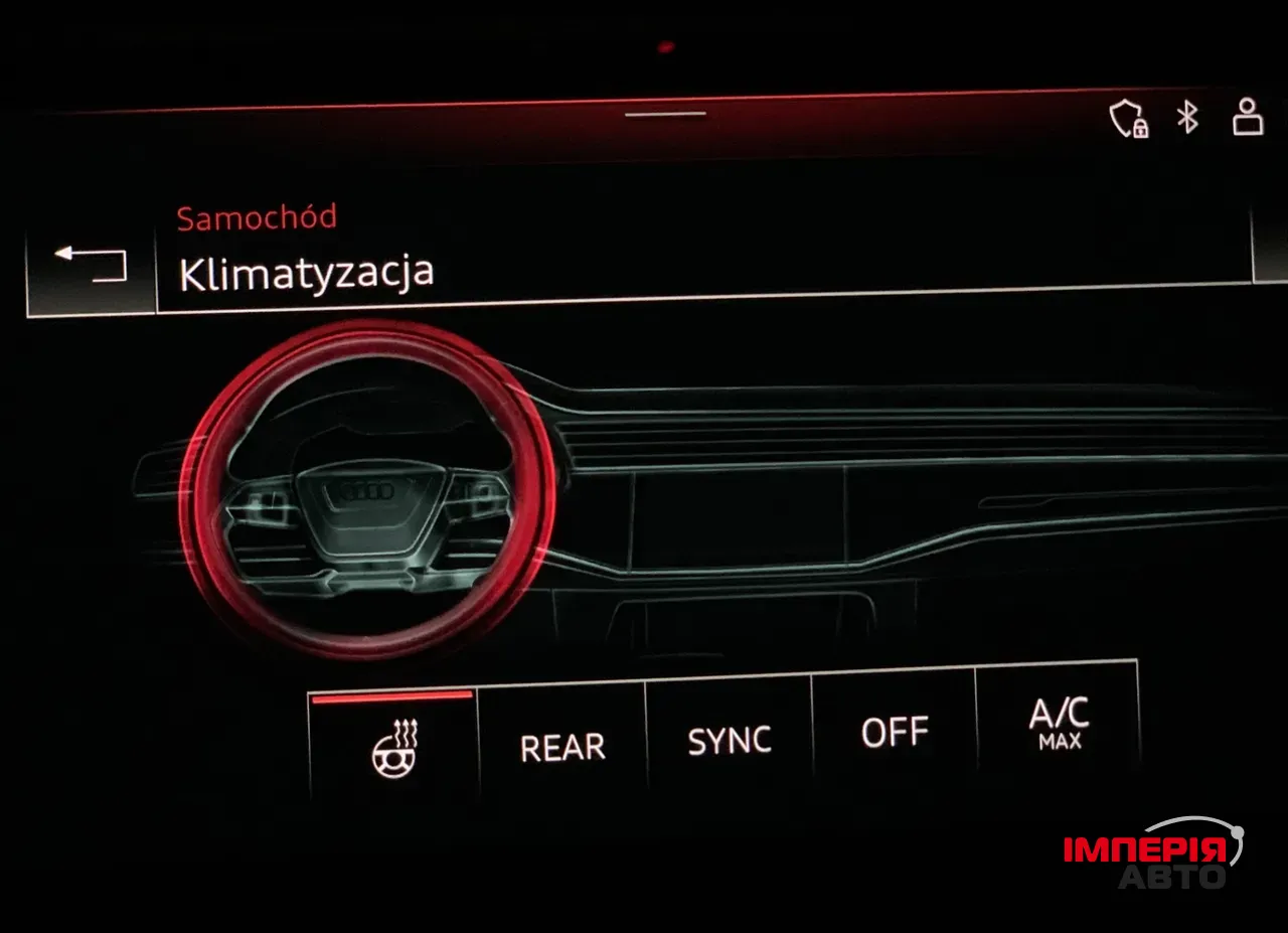 Audi Q7 - фото 28