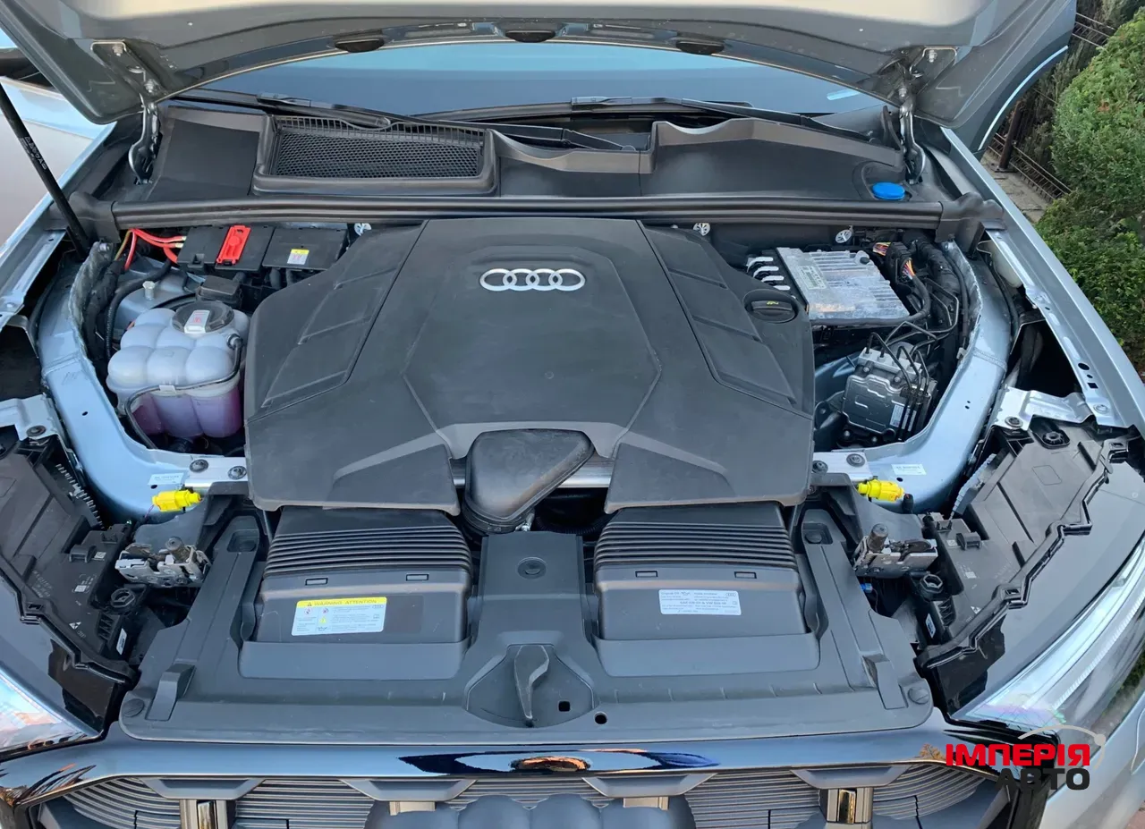 Audi Q7 - фото 39
