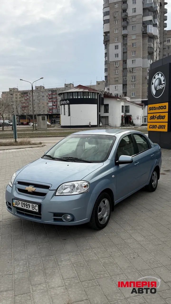 Chevrolet Aveo - фото 1