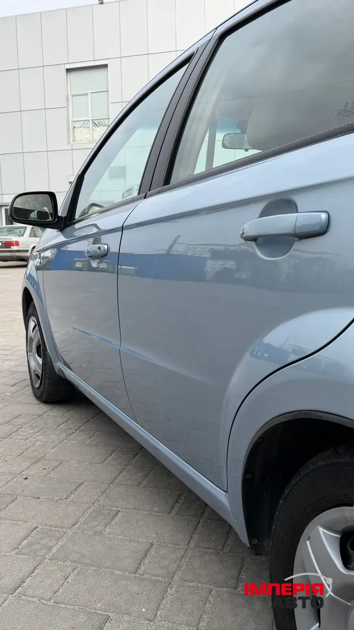Chevrolet Aveo - фото 8