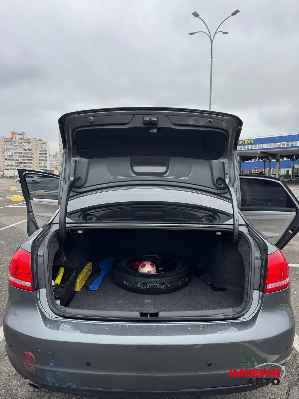 Volkswagen Passat - фото 8