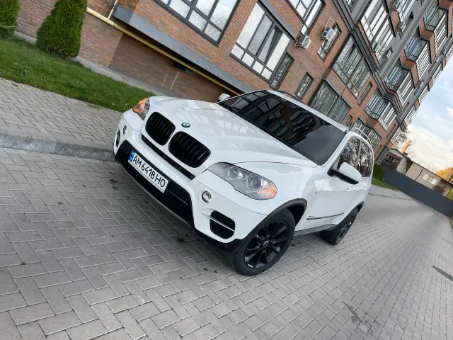 BMW X5 - фото 2