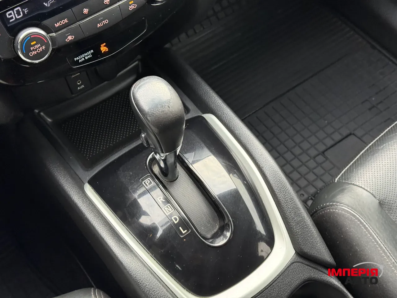 Nissan Rogue - фото 48