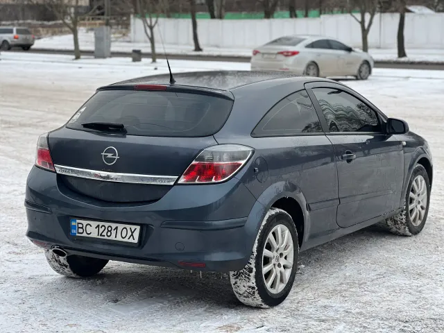 Opel Astra - фото 4