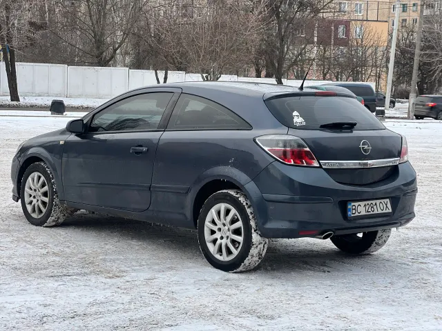 Opel Astra - фото 3