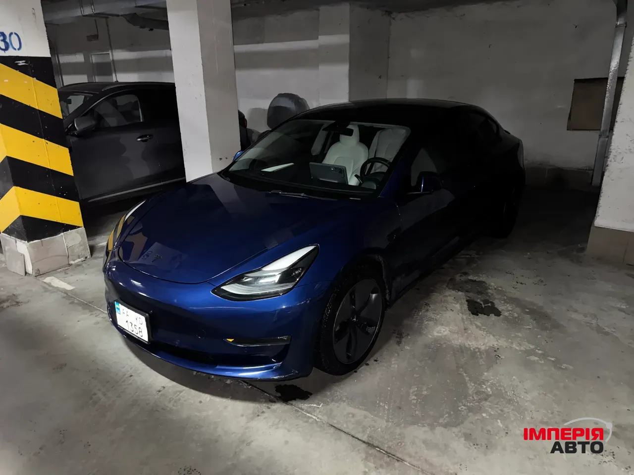 Tesla Model 3 - фото 1