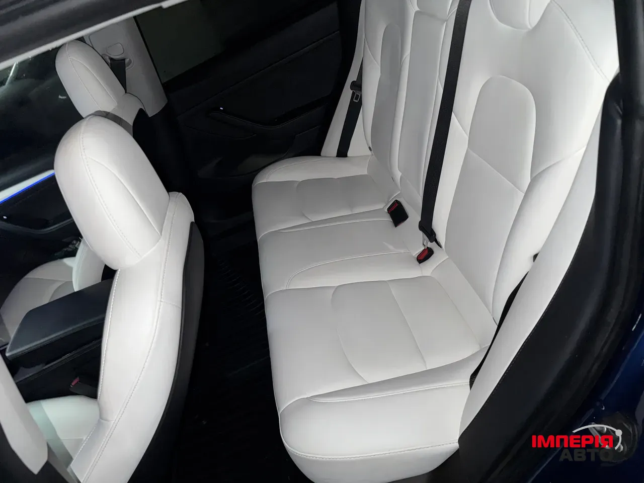 Tesla Model 3 - фото 6