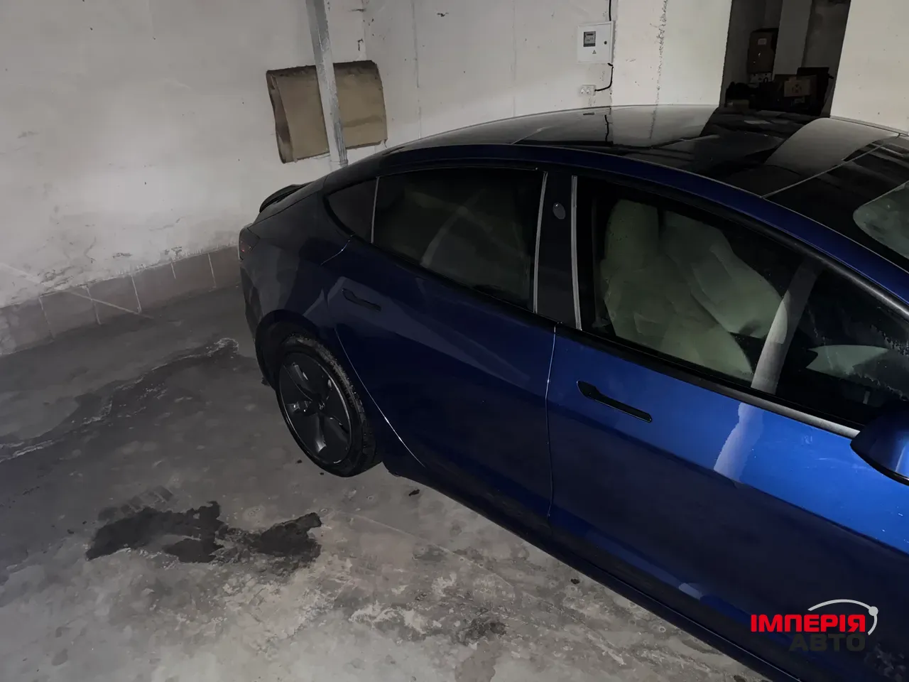 Tesla Model 3 - фото 3