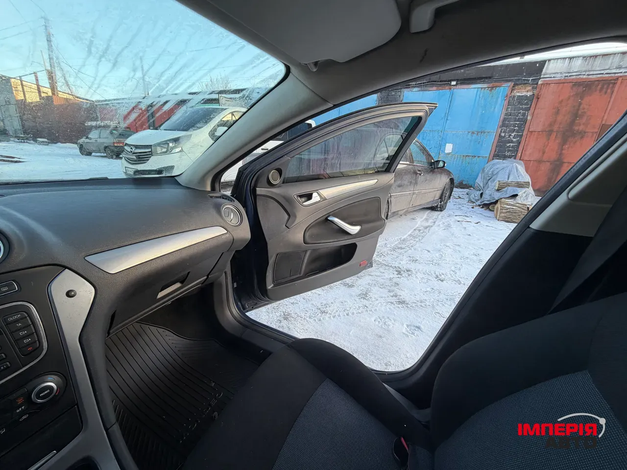 Ford Mondeo - фото 10