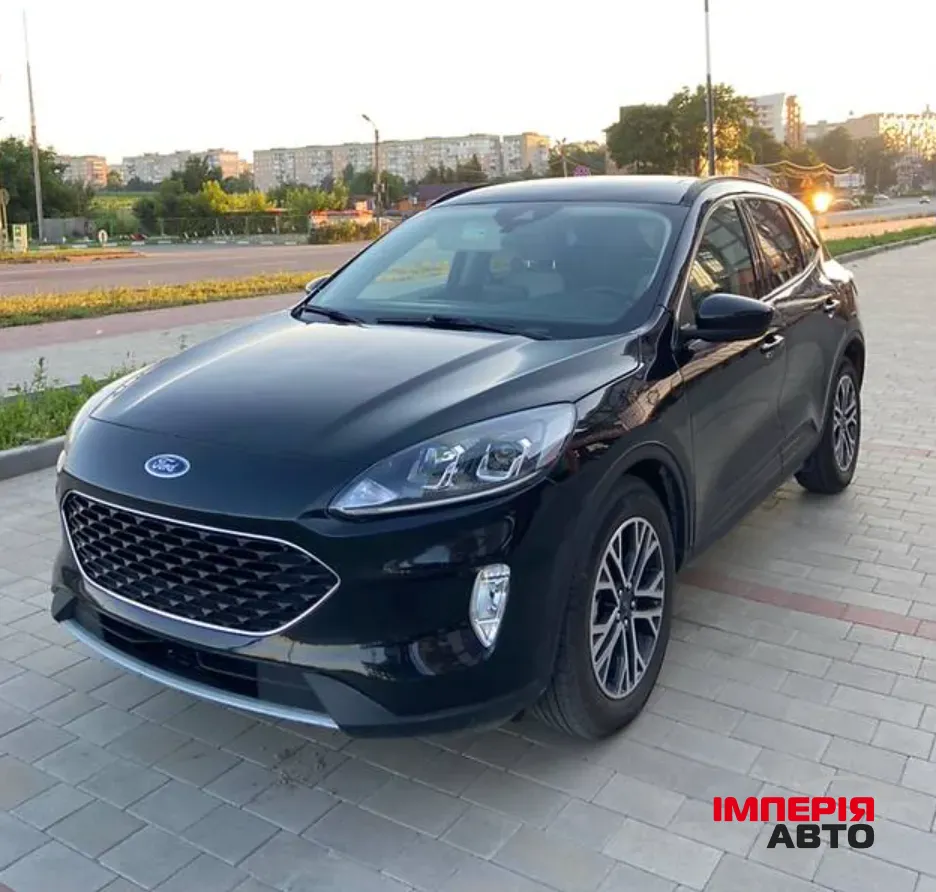 Ford Escape - фото 1