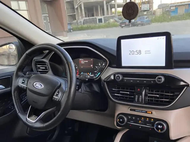 Ford Escape - фото 4