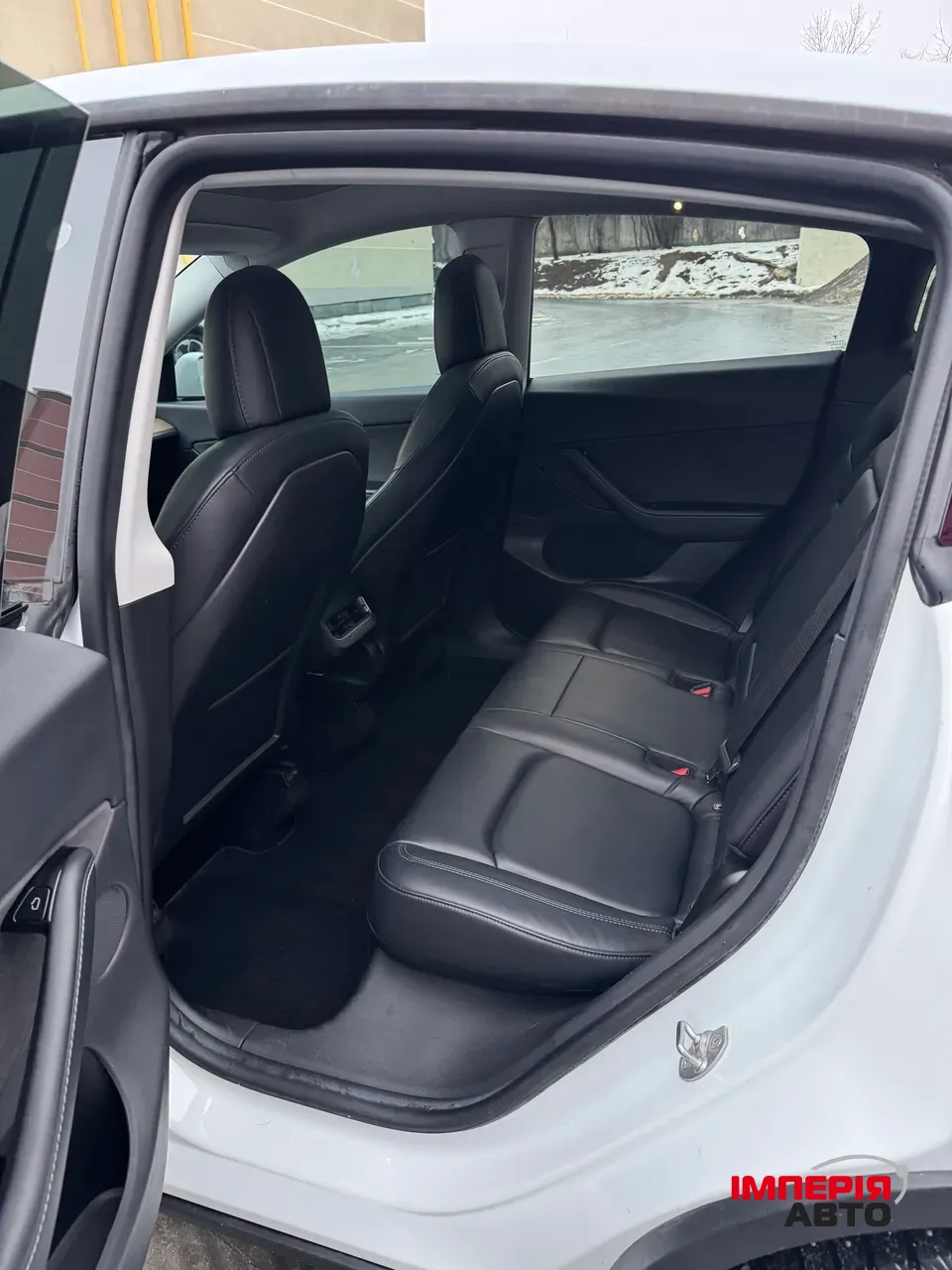 Tesla Model Y - фото 20