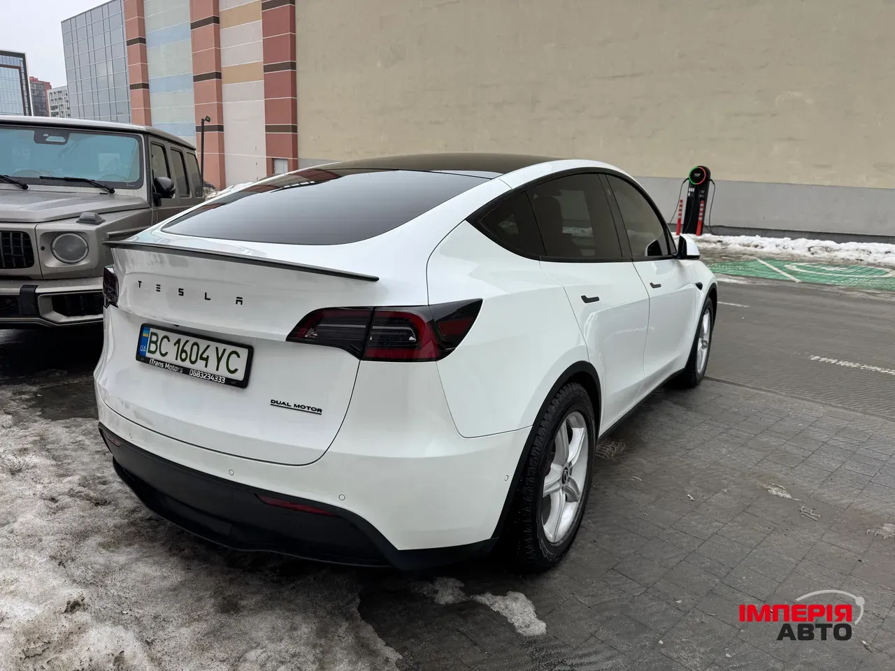 Tesla Model Y - фото 23