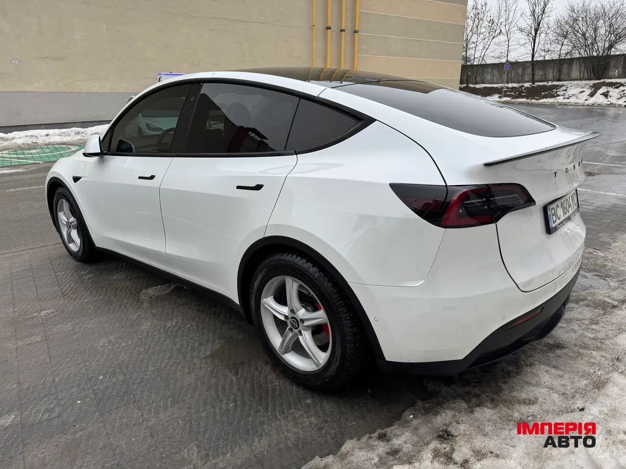 Tesla Model Y - фото 22
