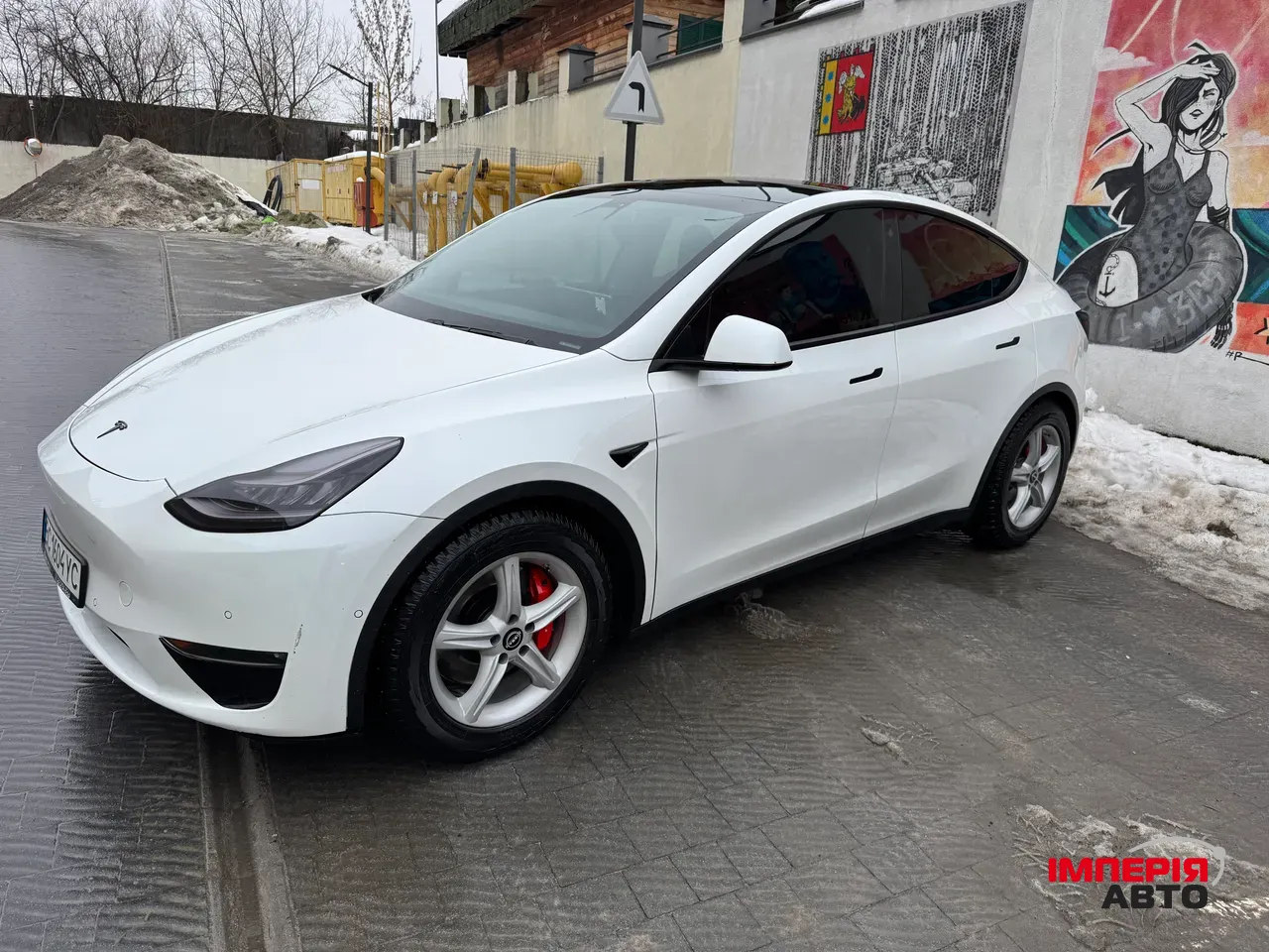 Tesla Model Y - фото 13