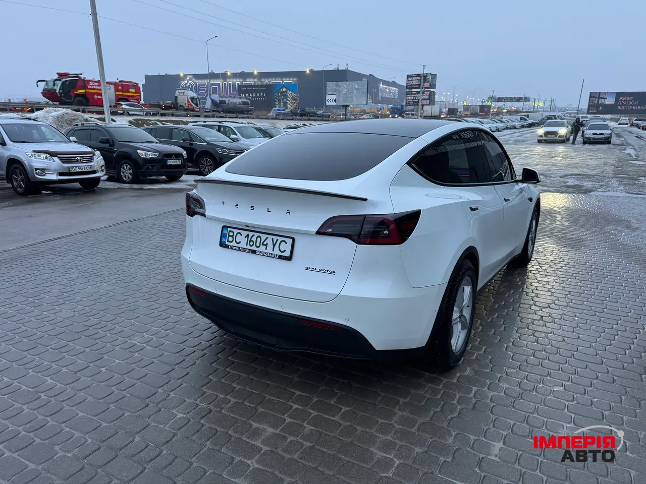 Tesla Model Y - фото 4