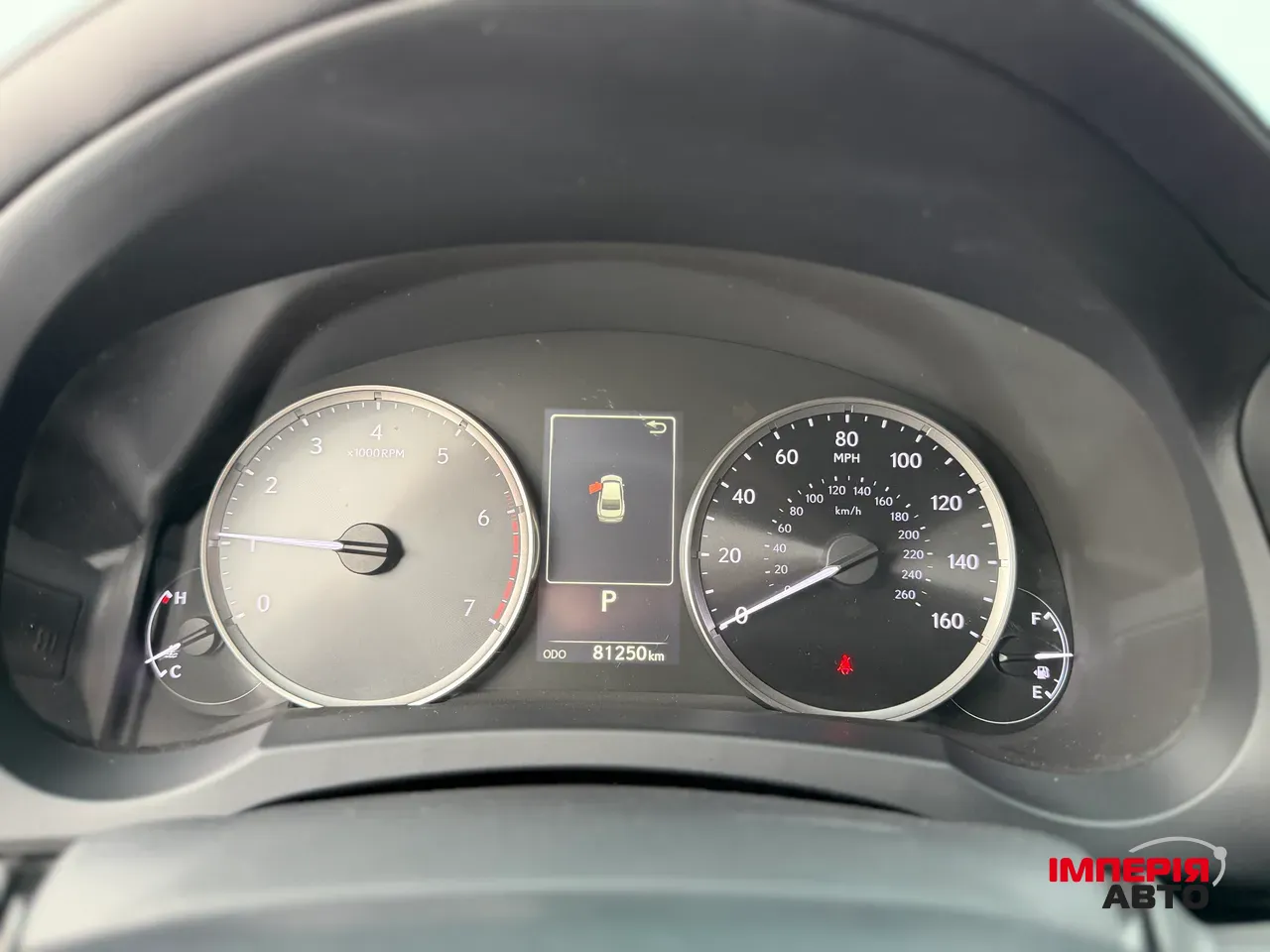 Lexus IS - фото 9