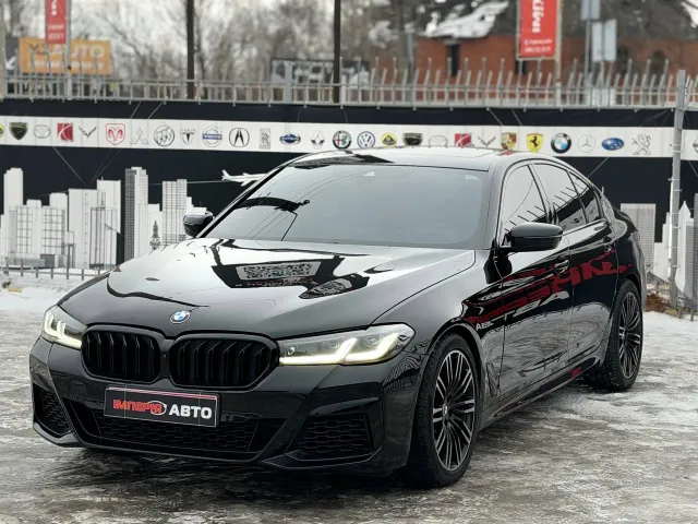BMW 5 серії - фото 1