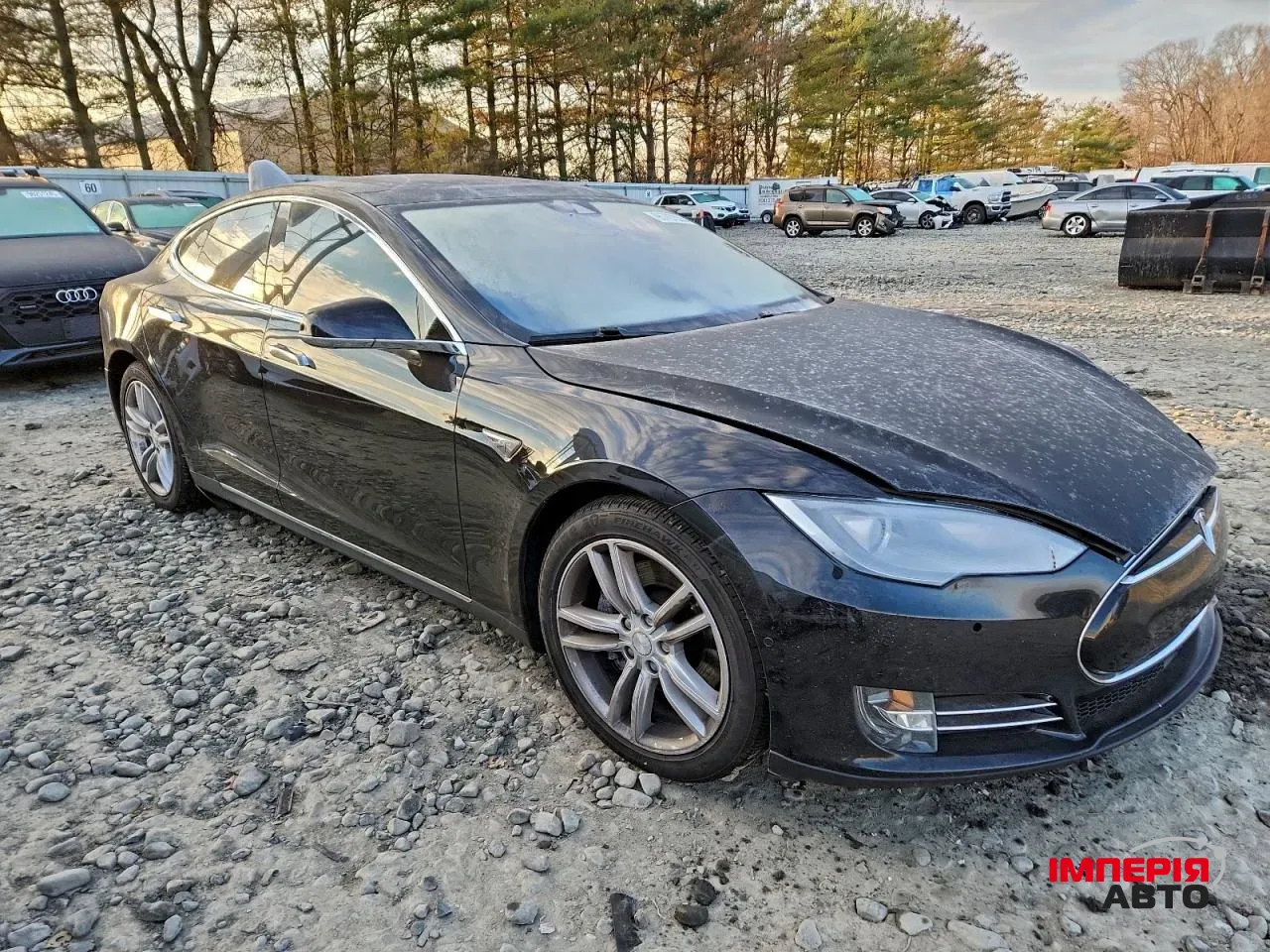 Tesla Model S - фото 3