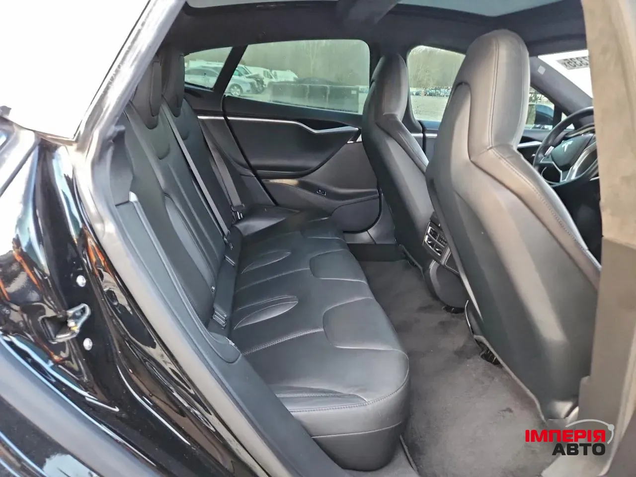Tesla Model S - фото 10