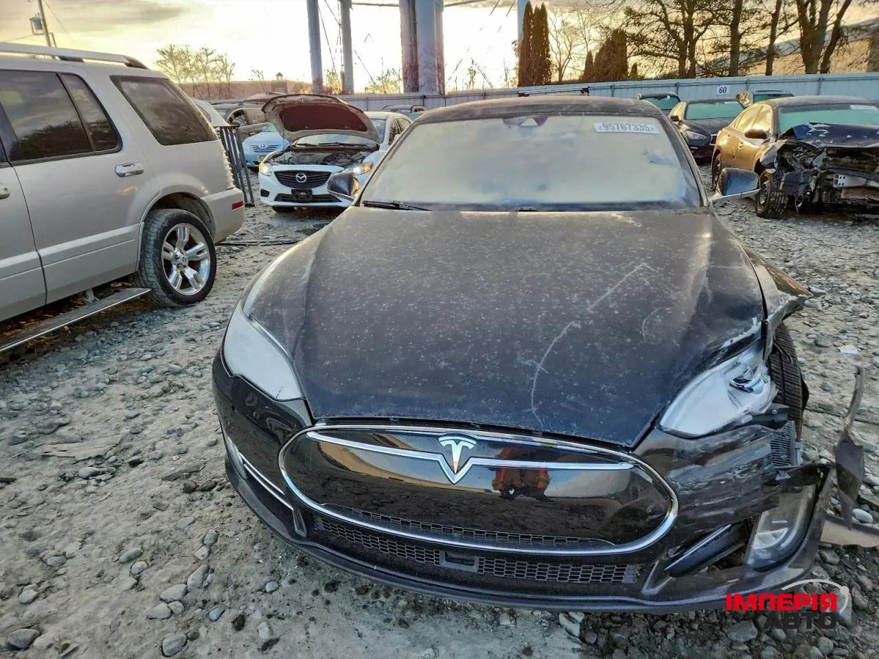 Tesla Model S - фото 4