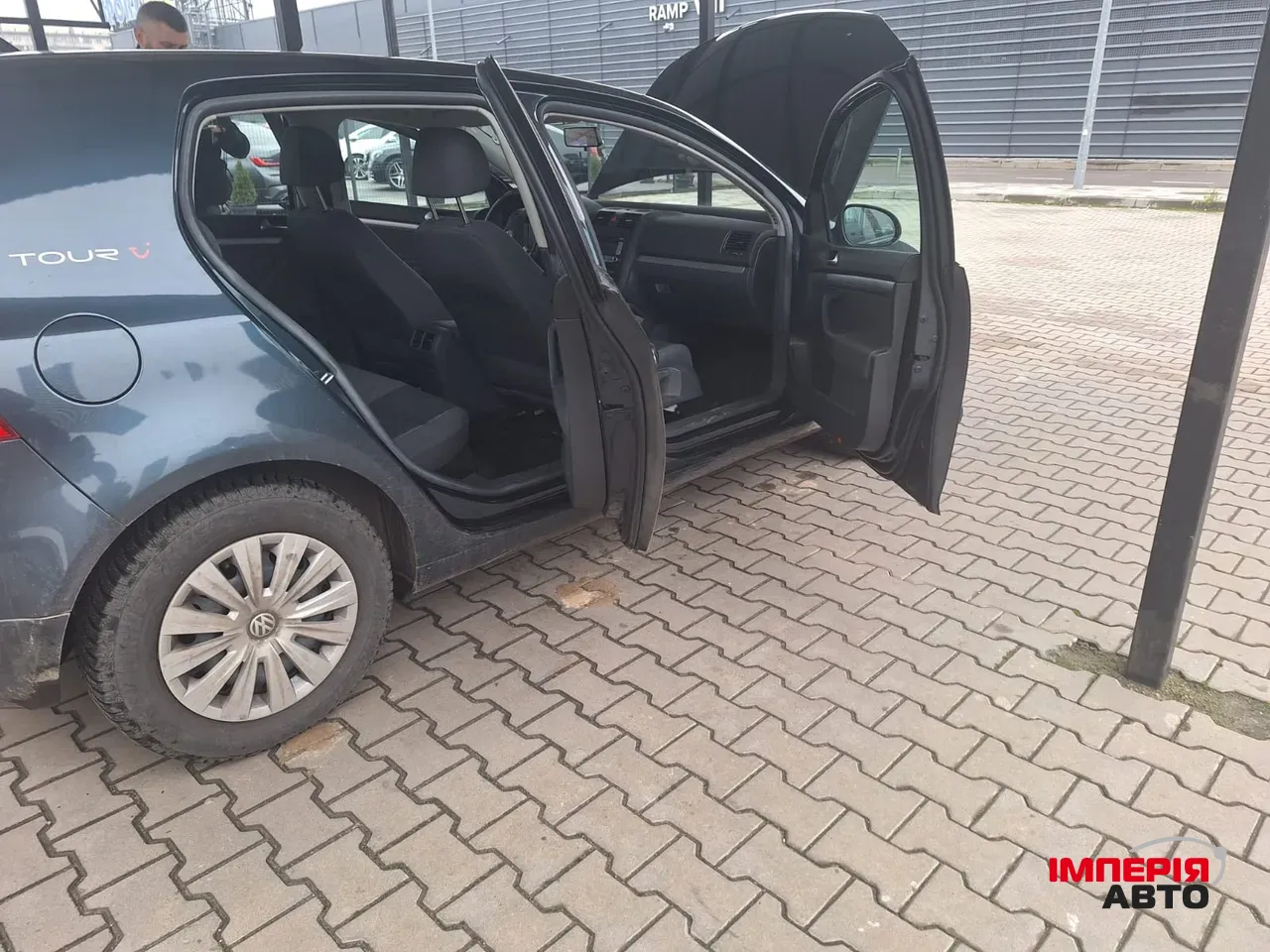 Volkswagen Golf - фото 3