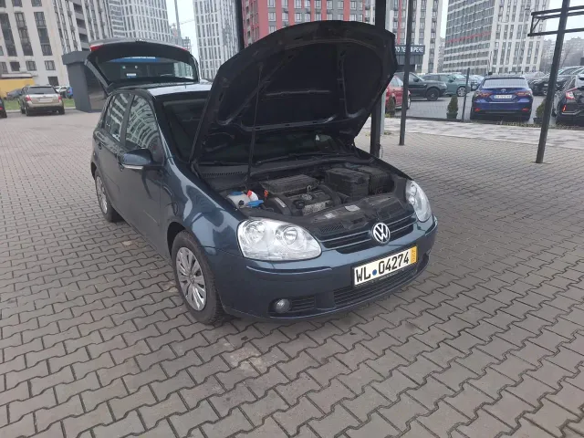 Volkswagen Golf - фото 2