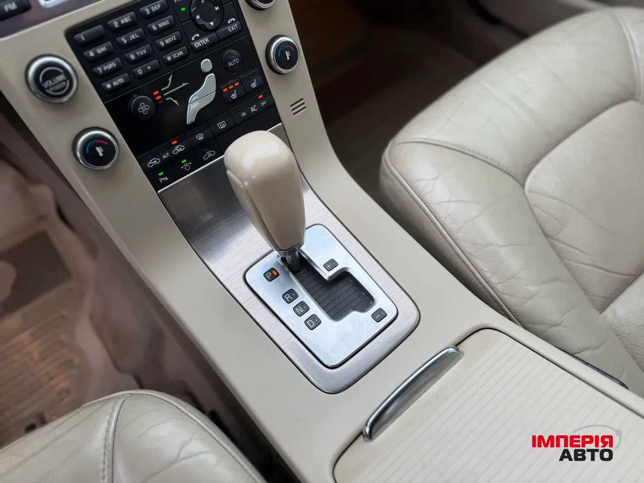 Volvo S80 - фото 11