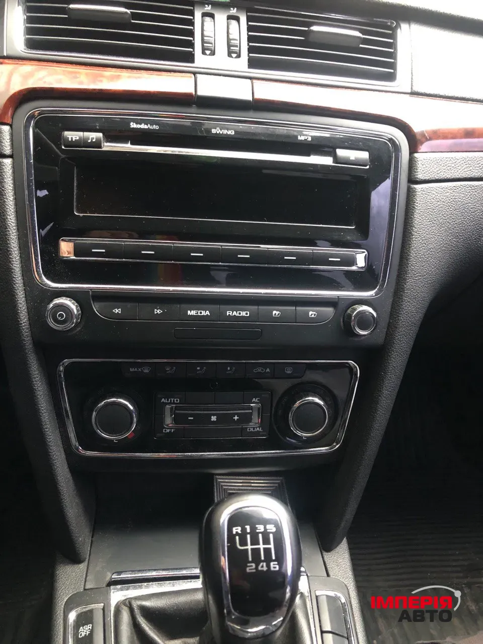 Skoda Superb - фото 10