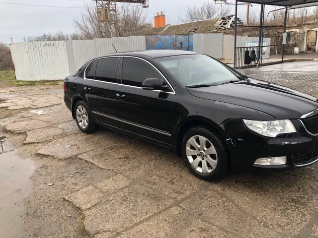 Skoda Superb - фото 5