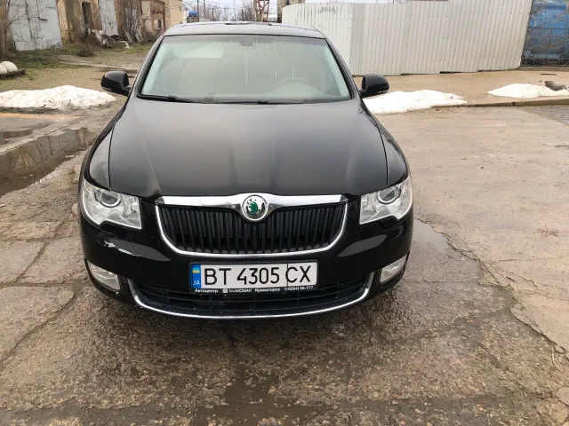 Skoda Superb - фото 3