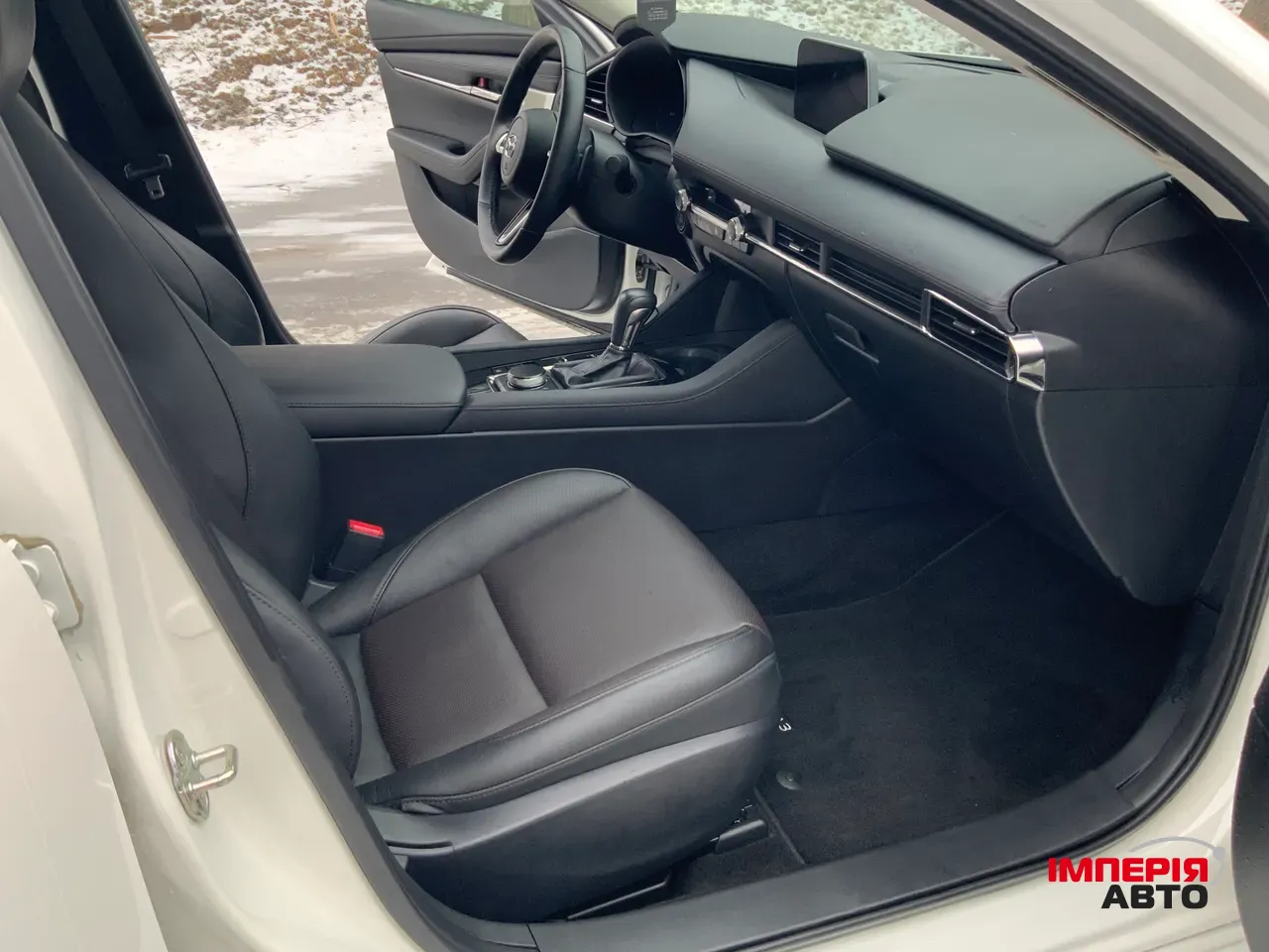 Mazda 3 - фото 27