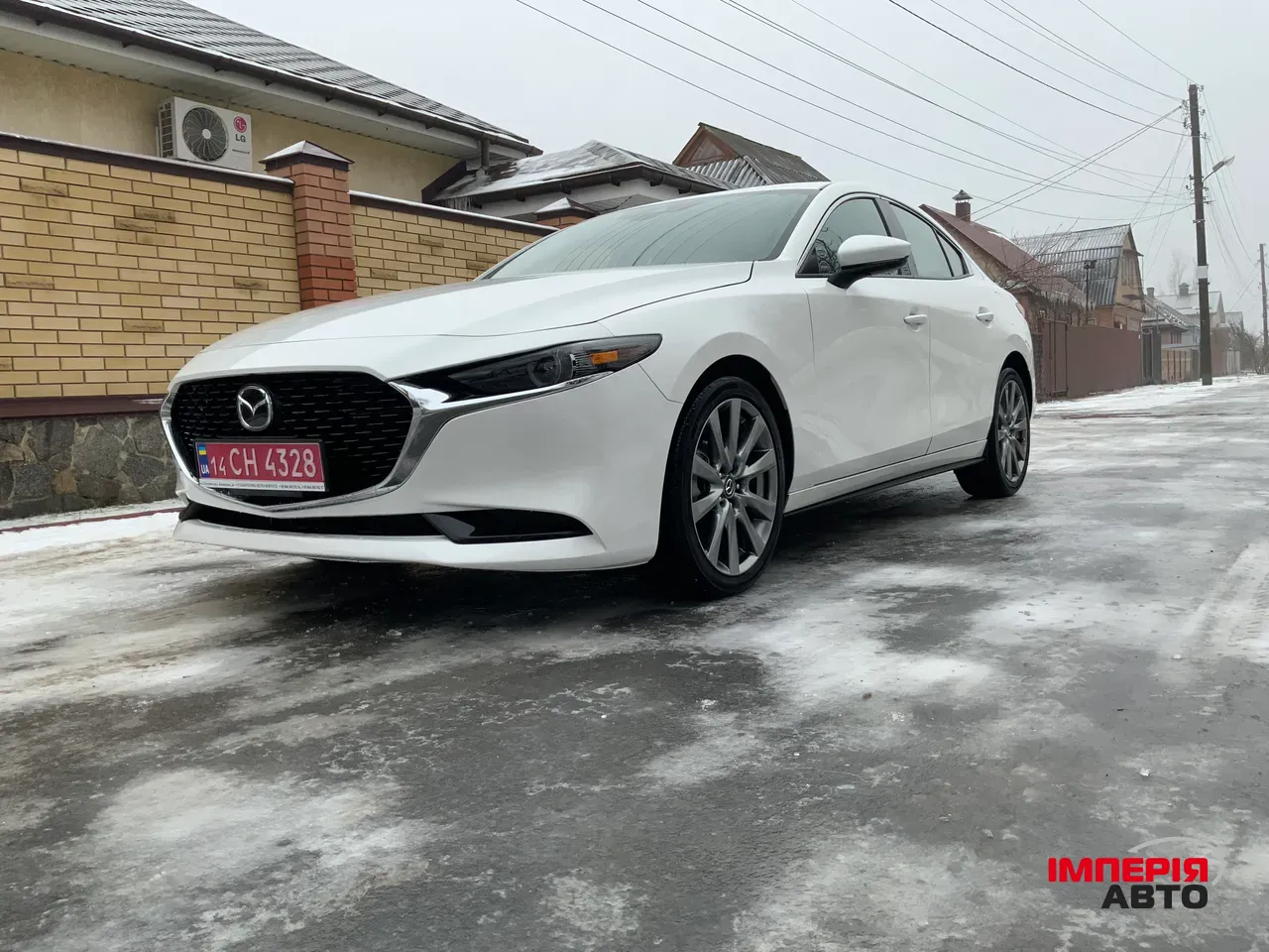 Mazda 3 - фото 2