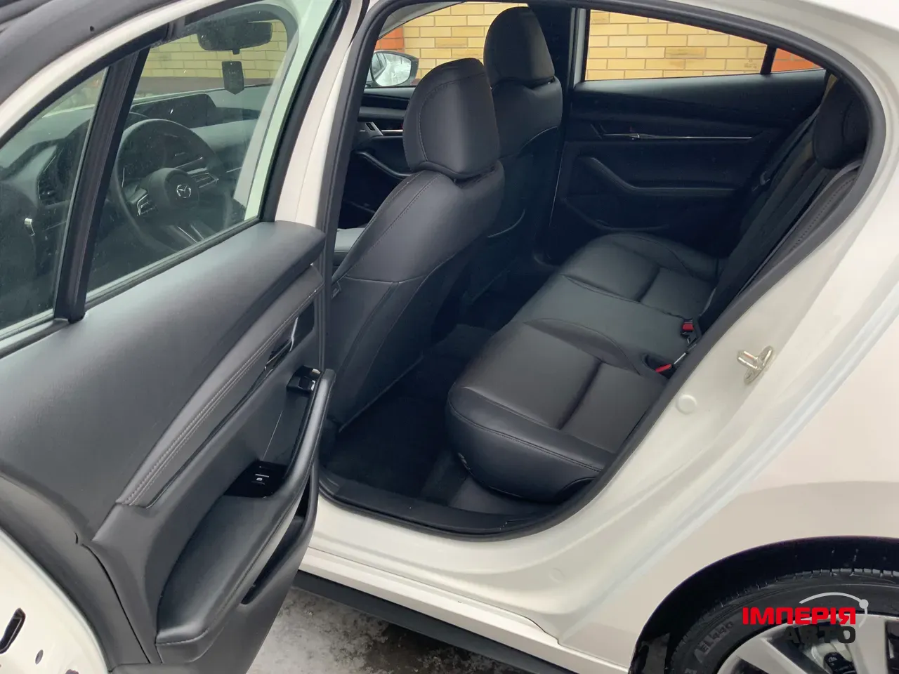 Mazda 3 - фото 20