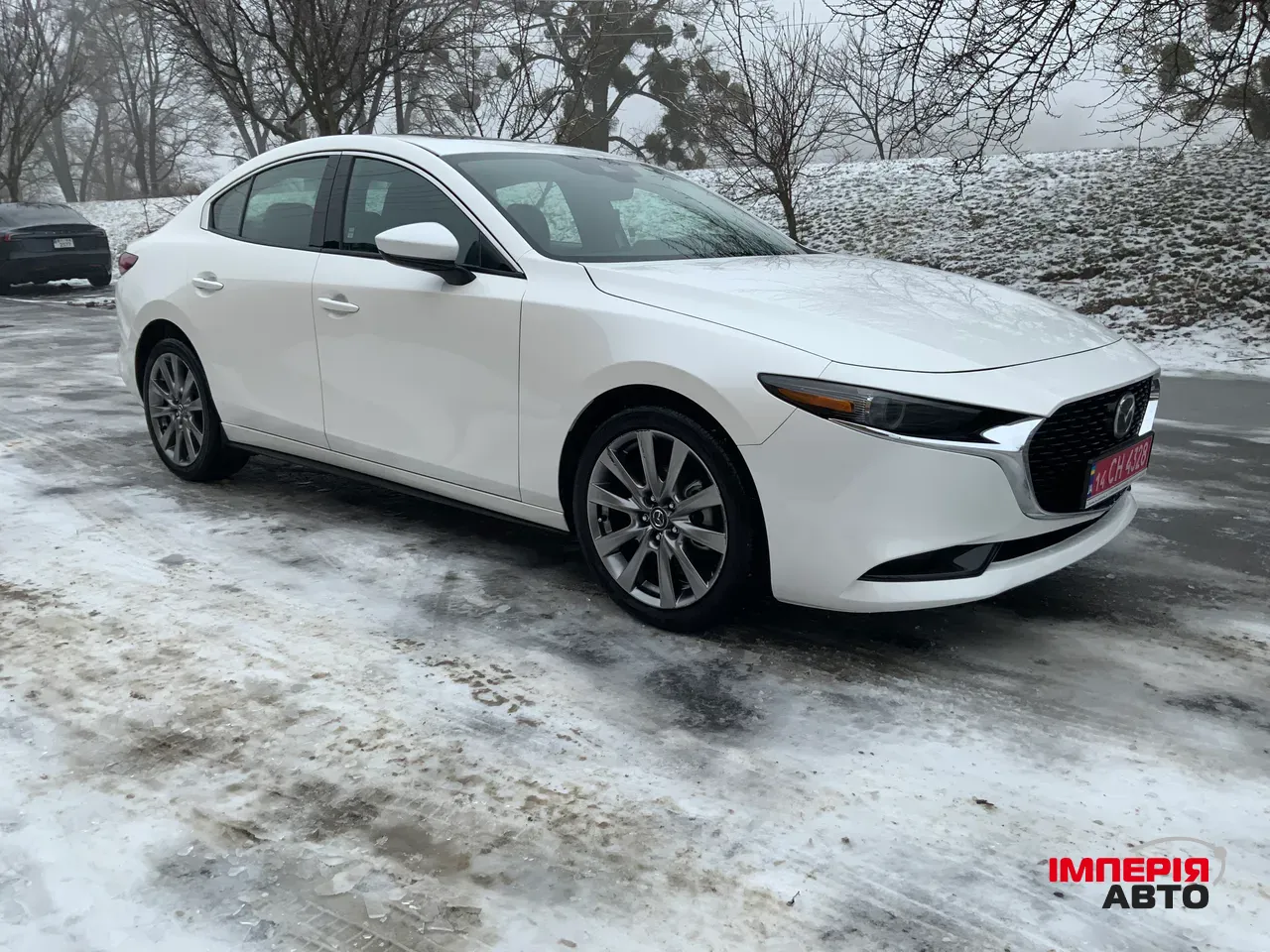 Mazda 3 - фото 4