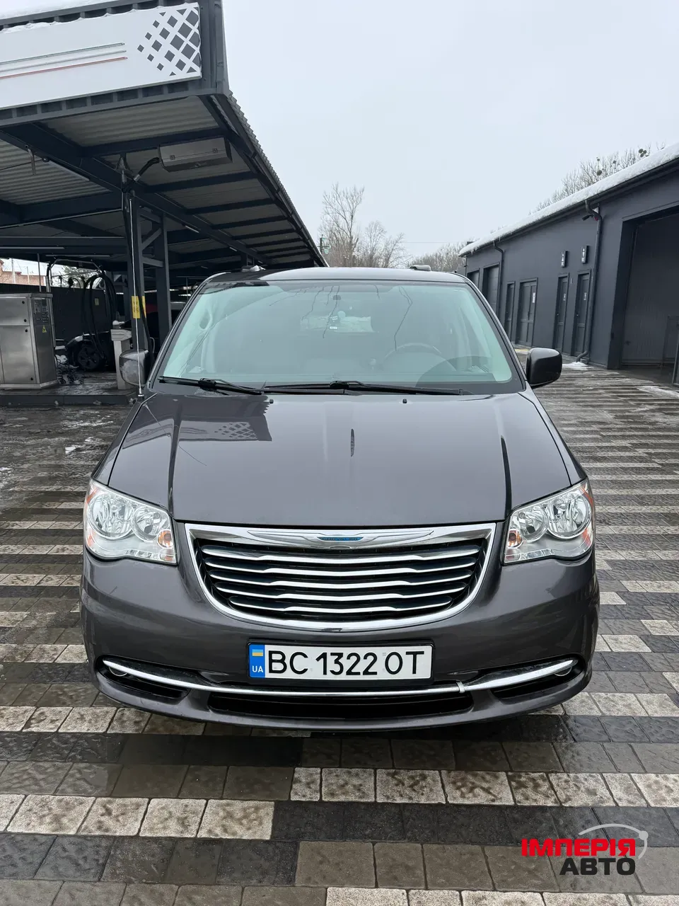 Chrysler Town & Country - фото 1