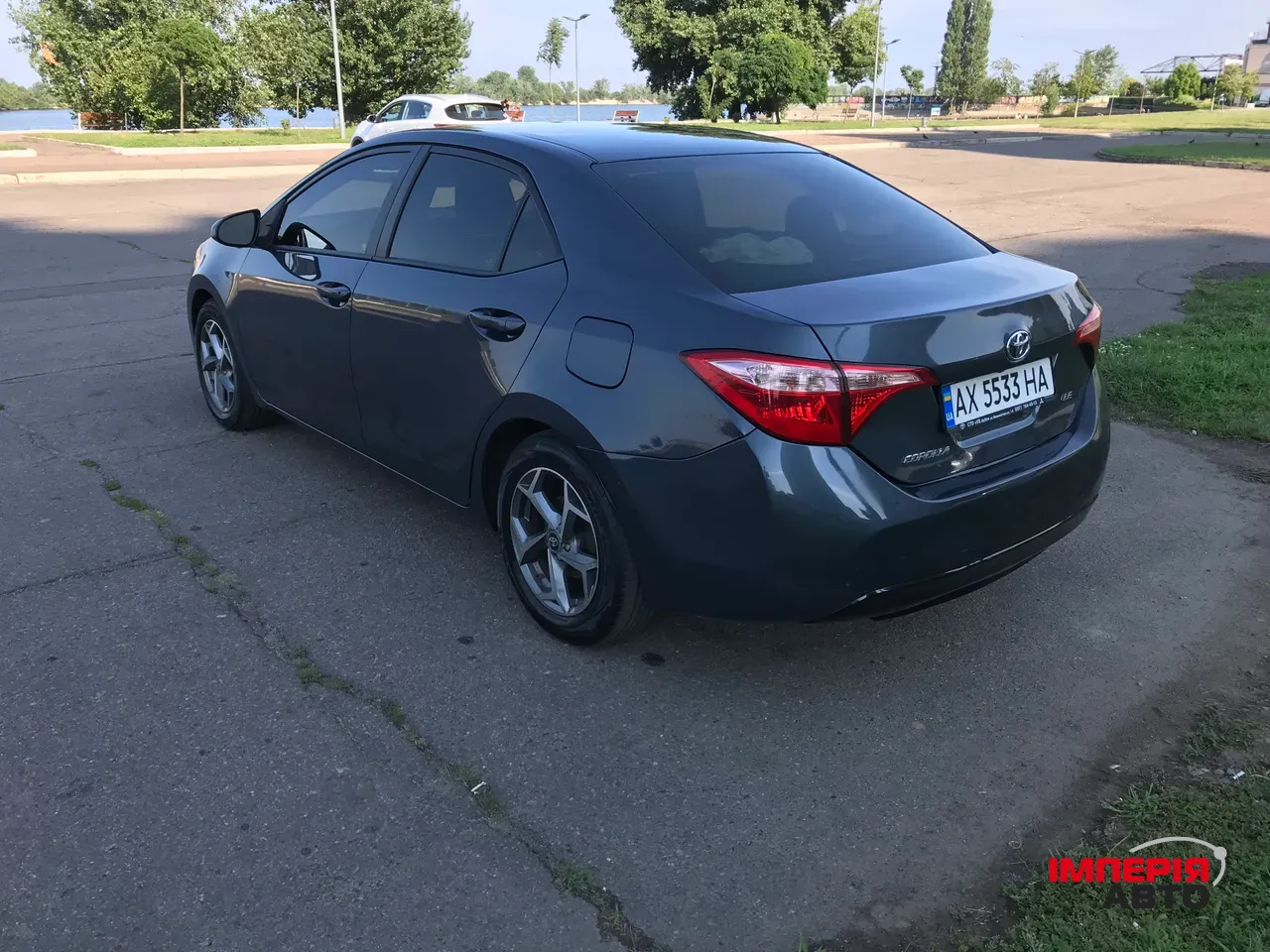 Toyota Corolla - фото 2