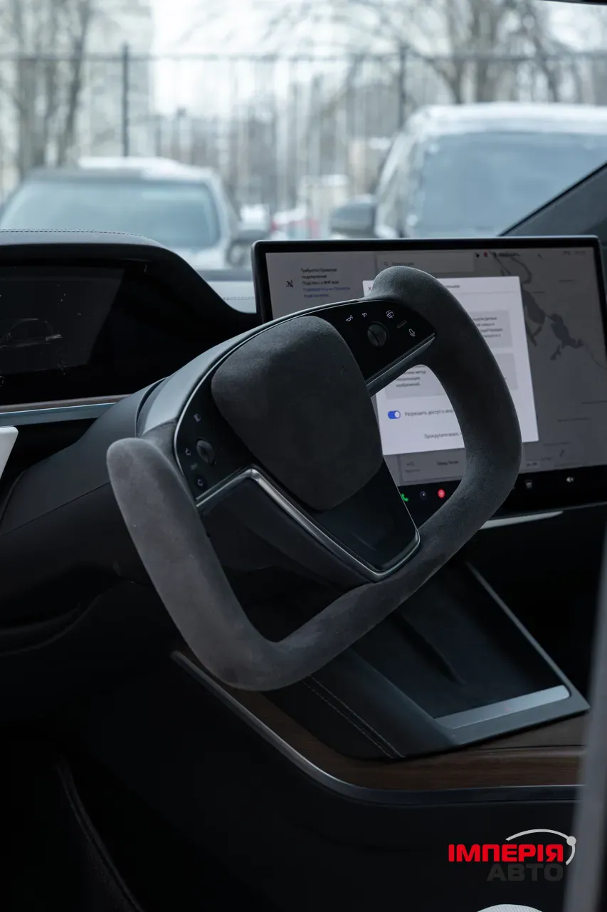 Tesla Model X - фото 38