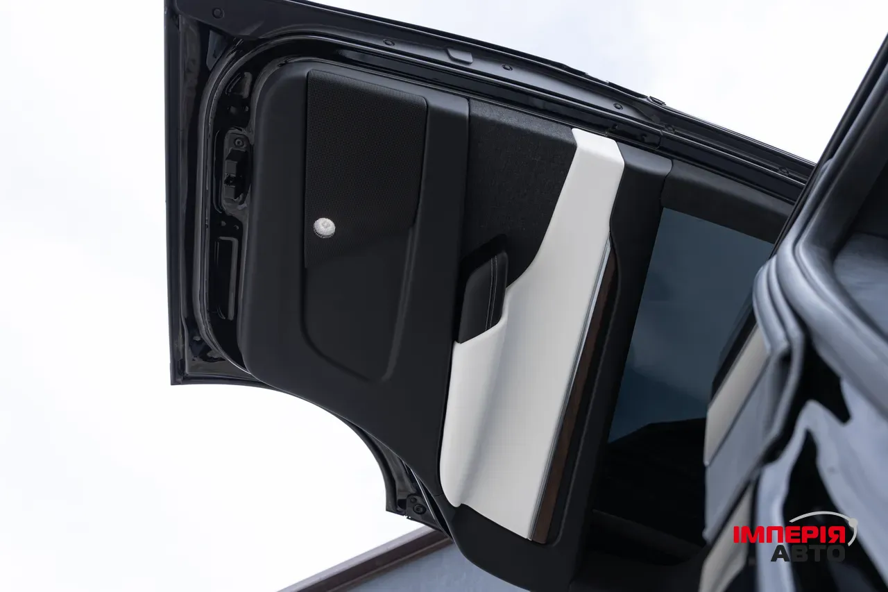 Tesla Model X - фото 73