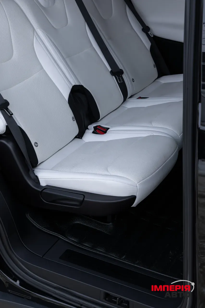 Tesla Model X - фото 70