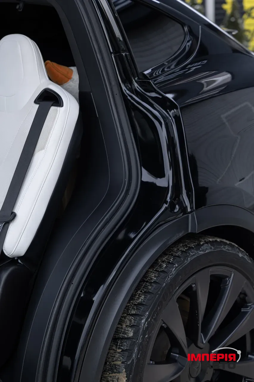 Tesla Model X - фото 97