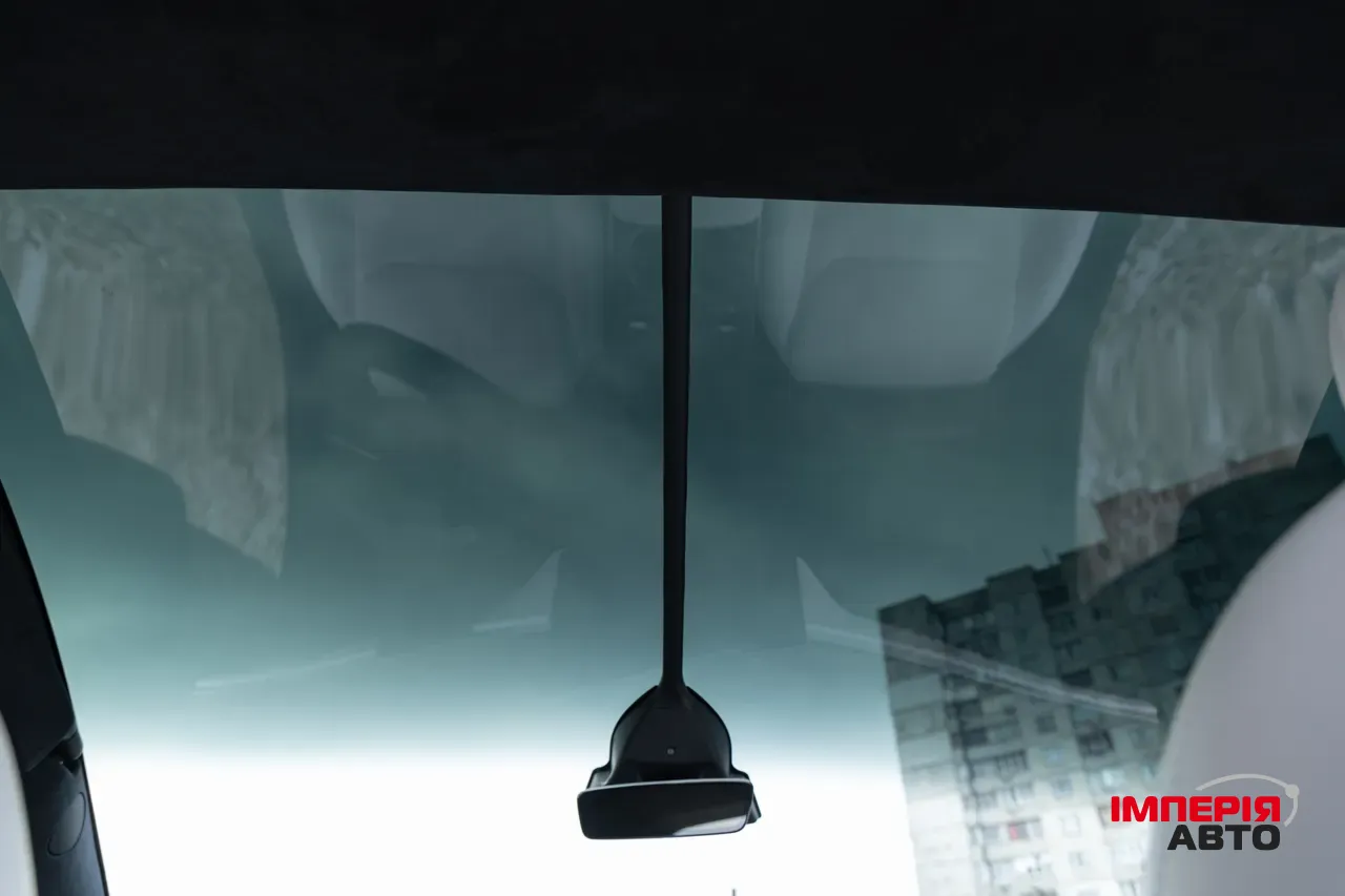 Tesla Model X - фото 92