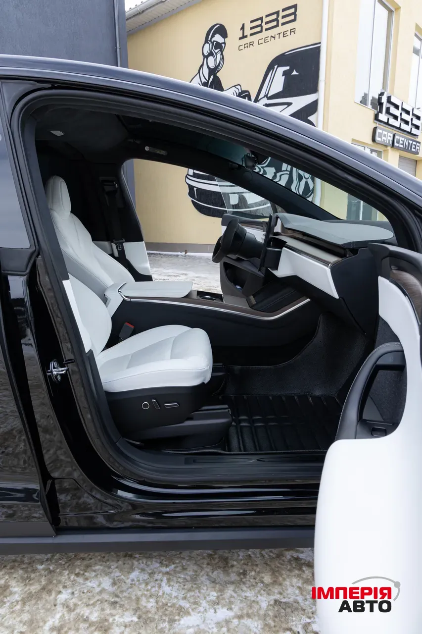 Tesla Model X - фото 61