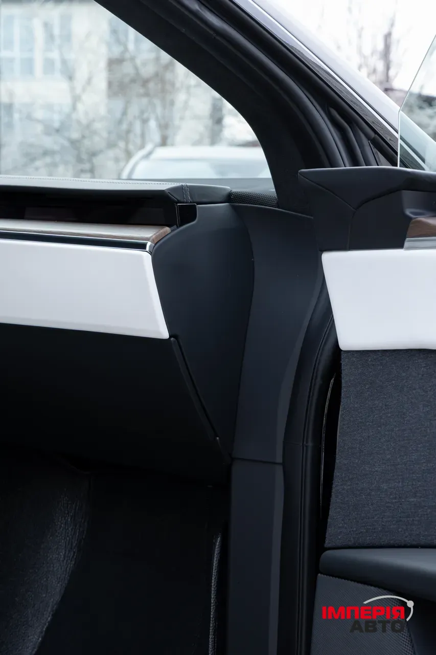 Tesla Model X - фото 56