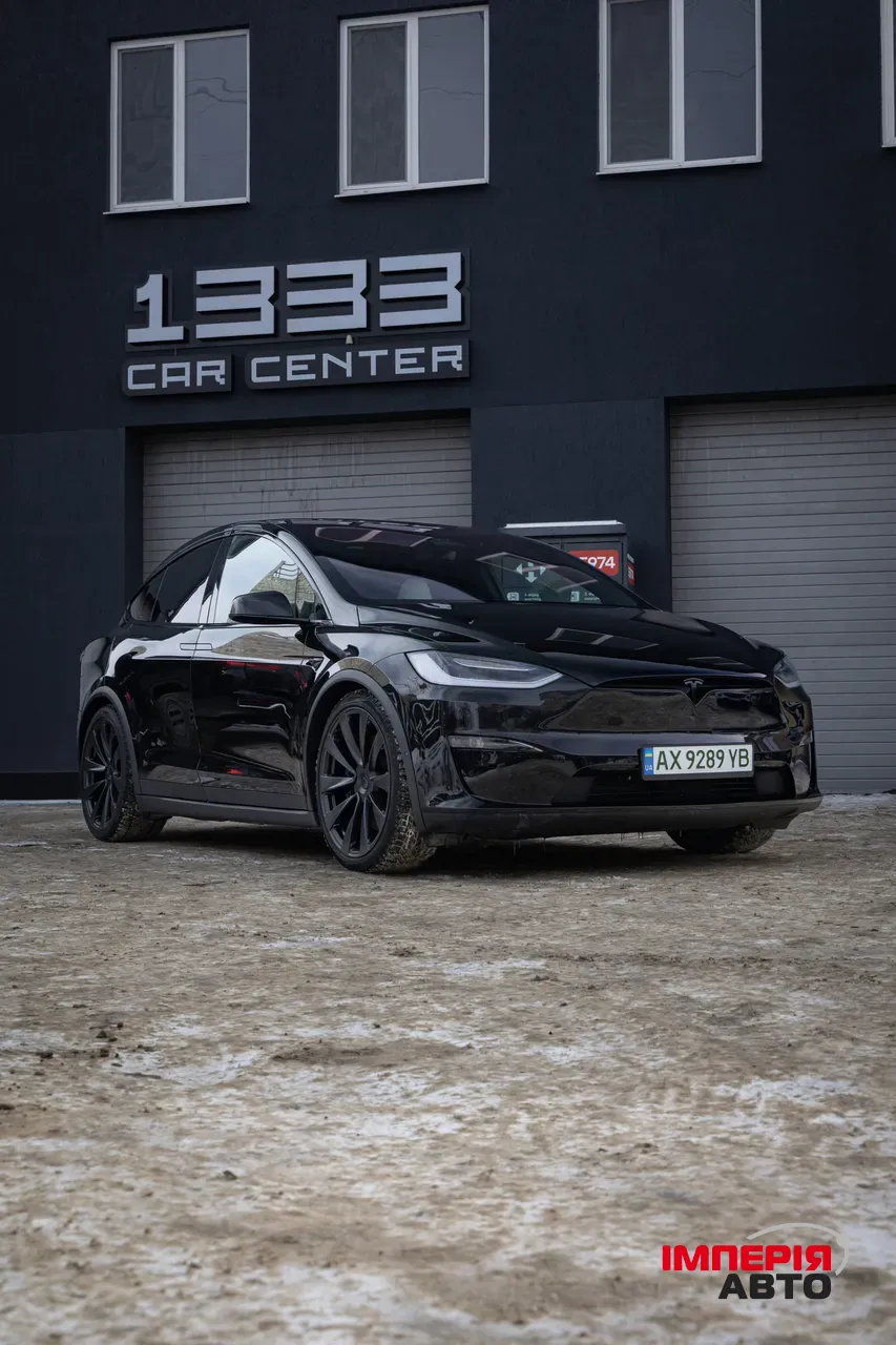 Tesla Model X - фото 8