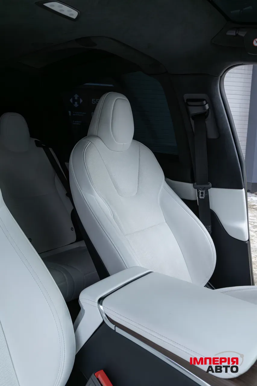 Tesla Model X - фото 48