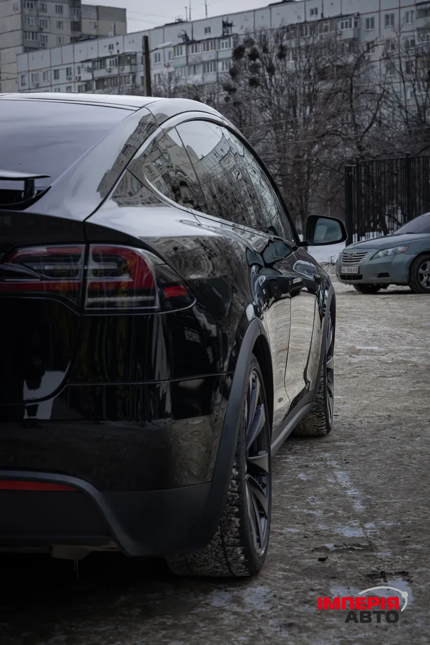 Tesla Model X - фото 23
